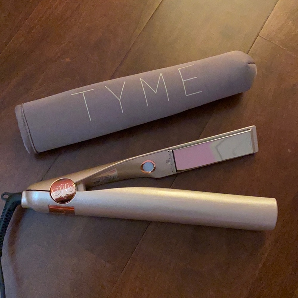 Tyme hair curling iron